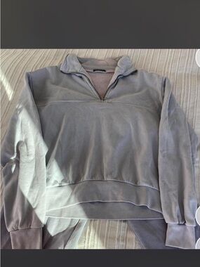 brandy melville Quarter-Zip Pullover Sweatshirt - Light blue
